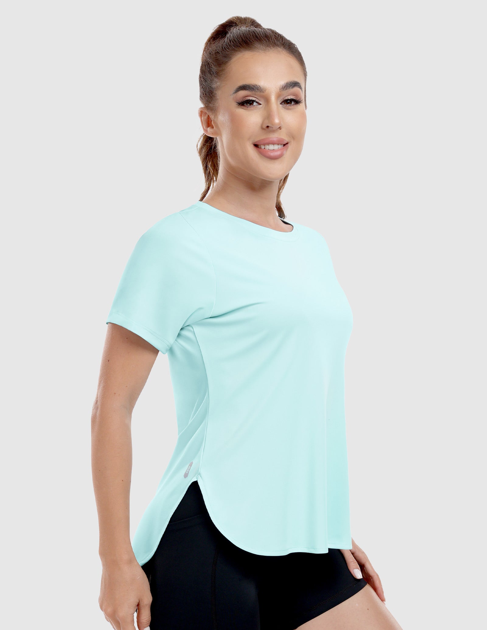 MIER Women's Lightweight Crew Neck Workout Shirt – UPF 50+ Sun Protection Women Active Shirt