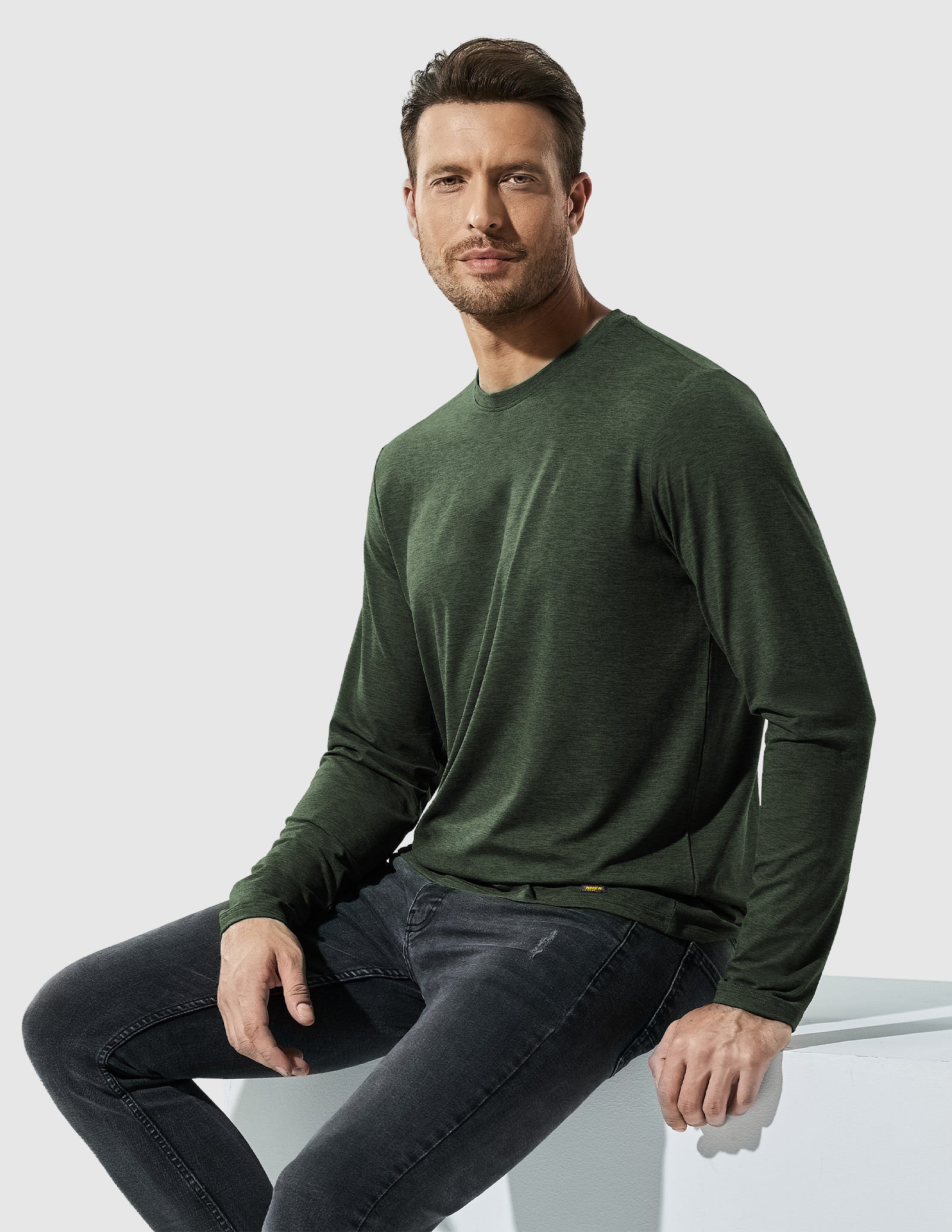 MIER Men’s Buttery Soft Long Sleeve Athletic Crew Neck Tee Men's Shirt Dark Green / S
