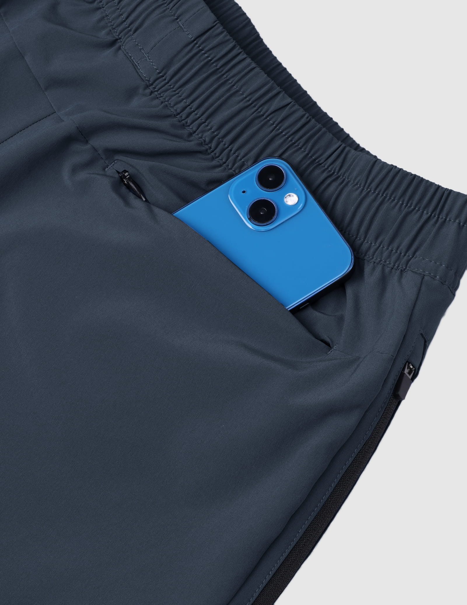 MIER Men's 7 Inch Active Running Shorts with Zipper Pockets Men's Shorts