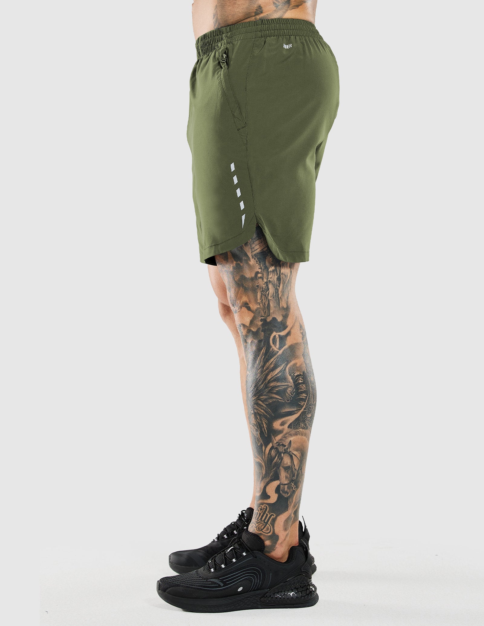 MIER Men's 7 Inch Quick Dry Running Shorts with Zipper Pockets Men's Shorts