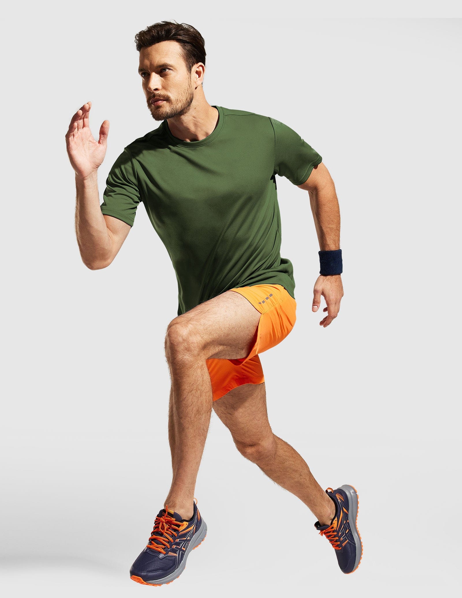 MIER Men's Dry Fit Sports T Shirts Quick Dry Lightweight and Moisture Wicking Men's T-Shirts
